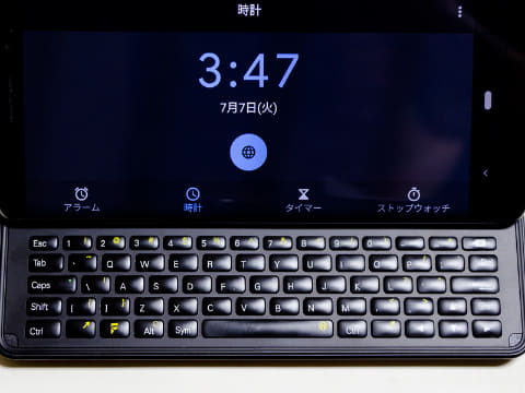 物理QWERTYキーボード スマートフォン ごっついアイツがスリムに！？物理QWERTYキーボード搭載の新