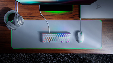 もはやRGBに光るHHKB? Razer初の60%キーボード「Huntsman Mini」が国内