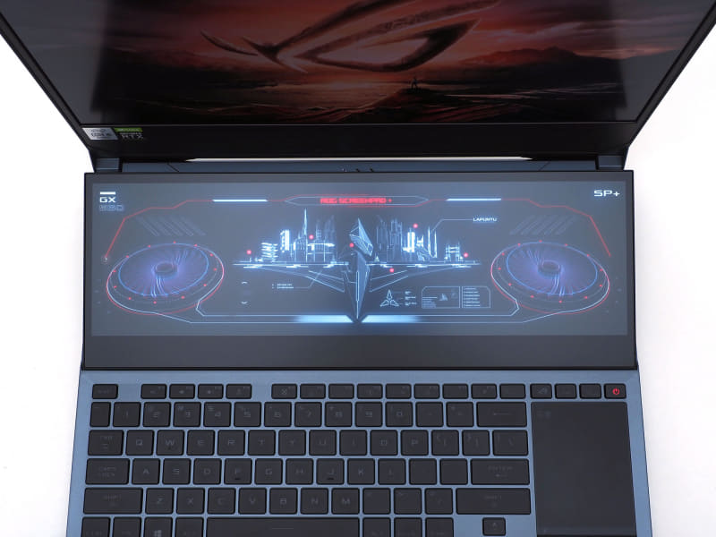 サブディスプレイ(3,840×1,100ドット)