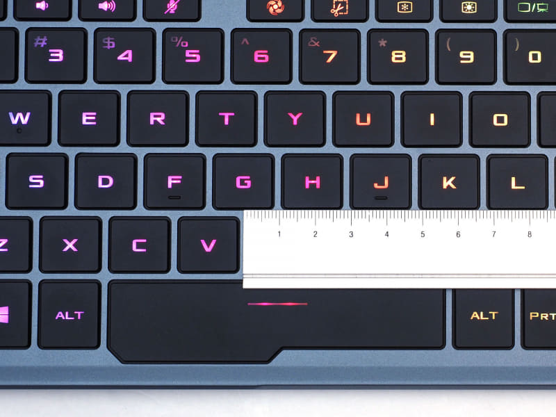 キーピッチは約19mm