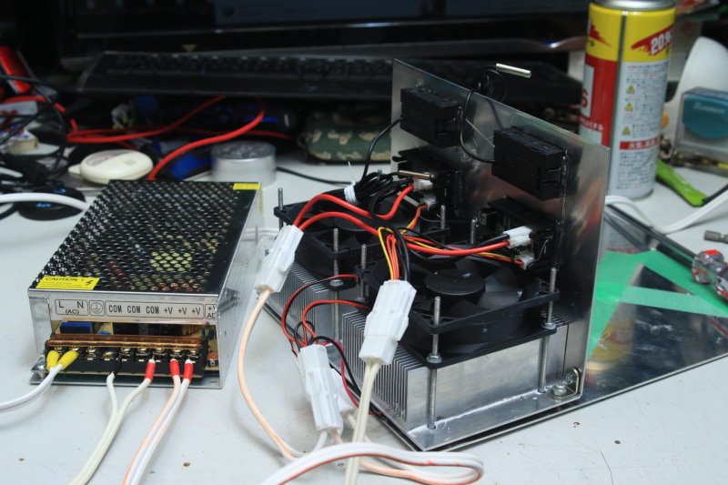 僕は日本人なので、チマチマとコネクタを使った配線