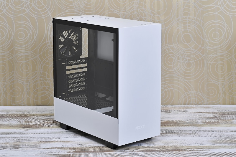 PCケース：NZXT H510(実売価格9,000円前後)