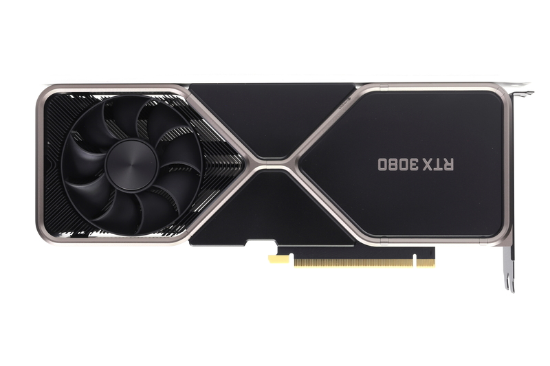 ビデオカード裏面。基板を覆うバックプレートと、排気ファンを備えている