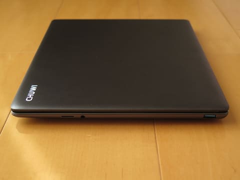 PC短評】2,160×1,440ドット液晶搭載で299ドルから。実用十分な
