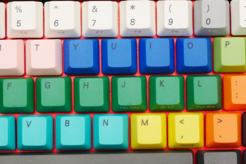 ベースを赤にしたので、色が引き立つ