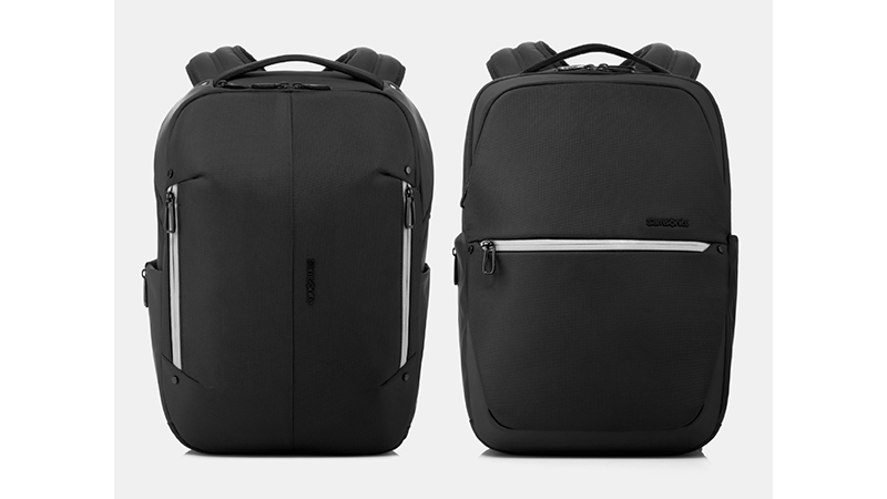 Konnect-i Backpack(左がSlim、右がStandard)