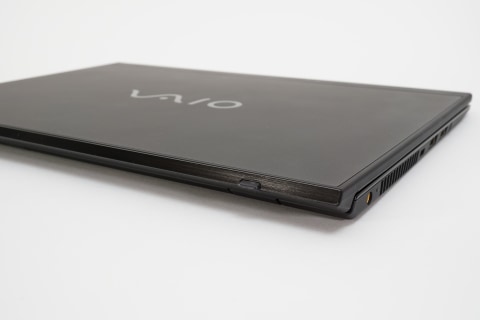 レビュー】ブースト機能搭載! 4コアで6コアCPUに勝てる「VAIO