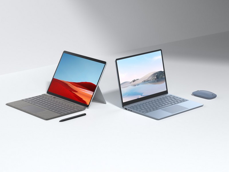 Surface Pro X(左)とSurface Laptop Go(右)