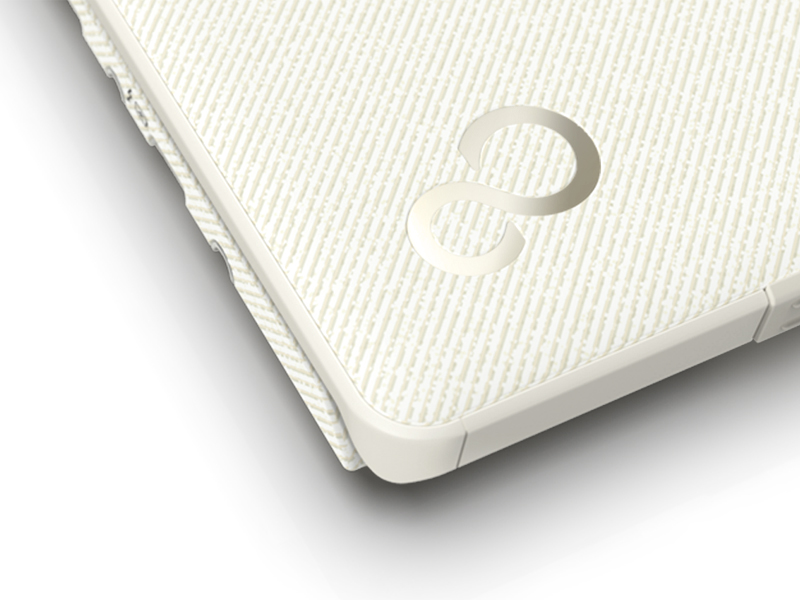 スタンドはHDMI出力つきで、リビングの大画面TVなどでコンテンツを楽しめる