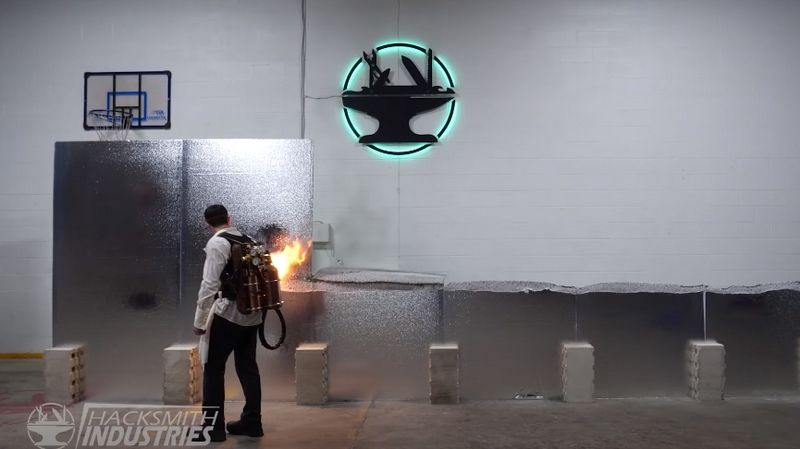 発泡スチロール製の壁