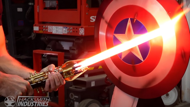 禁断の対決(?)も