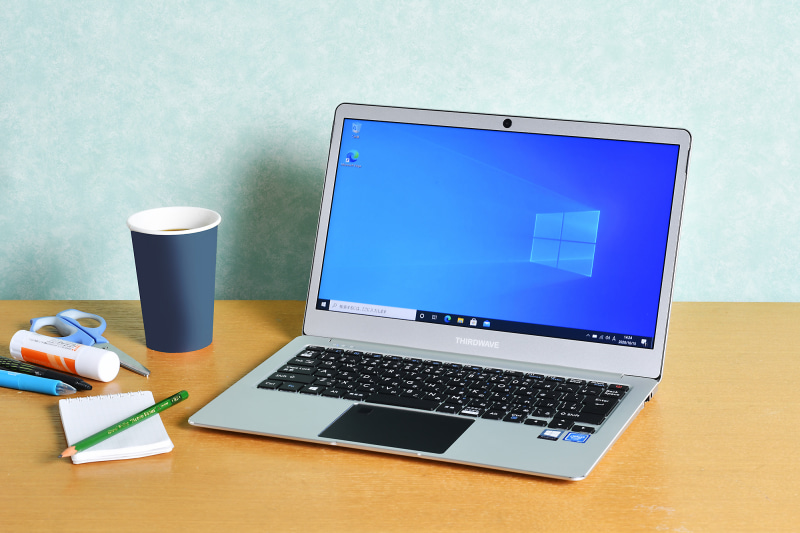 THIRDWAVE「<a href="https://www.dospara.co.jp/5shopping/detail_prime.php?tg=3&mc=9479&sn=3386&utm_source=impress_2010_02&utm_medium=referral&utm_campaign=dg_camp&_bdadid=JPGTE5.0000dchj9" class="n" target="_blank">VF-AD4</a>」税別2万9,980円(税込3万2,978円)