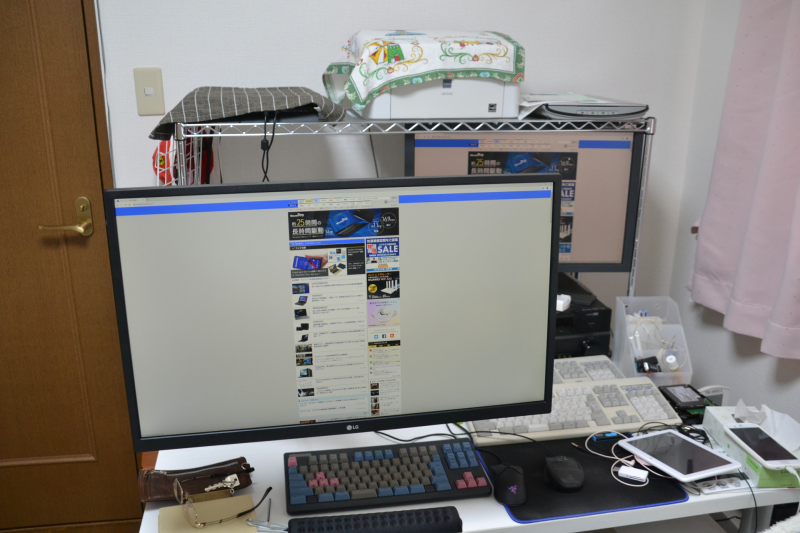 4K液晶とディスプレイアームを導入