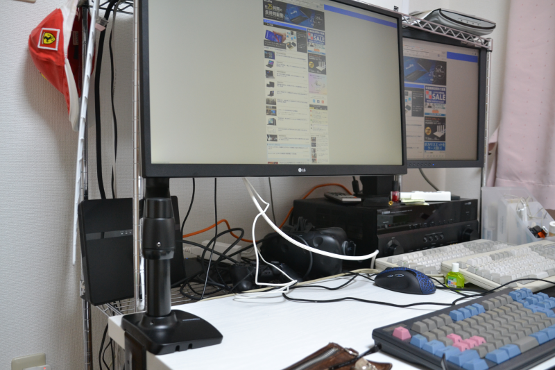 ディスプレイの下が空くので、スペースを有効活用できる