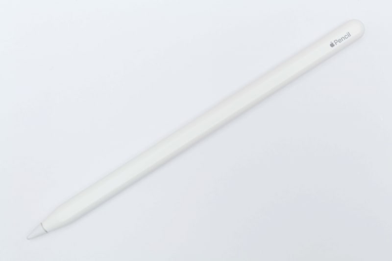 Apple Pencil(第2世代)の長さは166mm、直径は8.9mm、重量は20.7g