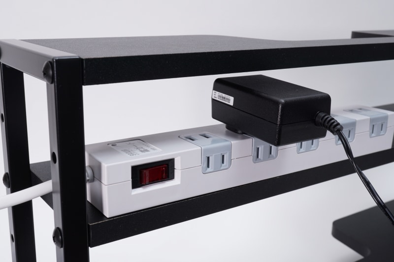 Wi-FiルーターのACアダプタは問題なく入る