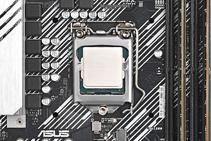 ゲームをプレイする際にとくに重要なのはCPUとビデオカードの性能。これから初めてゲーム用のPCを用意しようというときに、“最適な性能”を導き出すのは意外と難しい