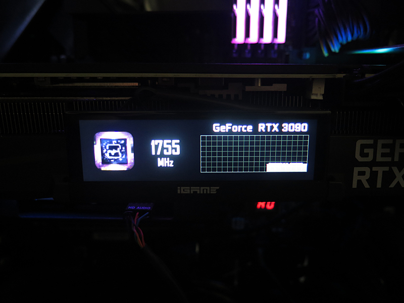 Single Screen Displayモードのみ、数値の推移を折れ線グラフで表示できる。ただ、2項目以上ある場合、切り替えたさいに内容がすべてクリアされてしまう