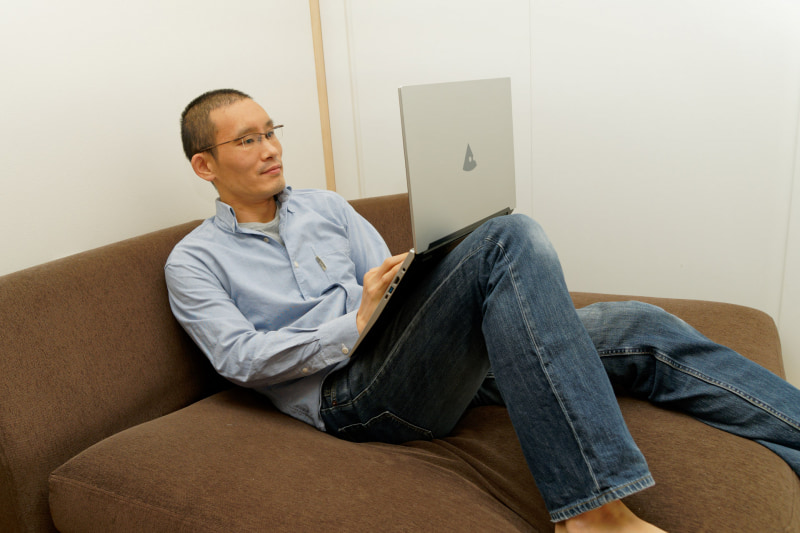 体勢に合わせて自由度高く調整できるのがメリット