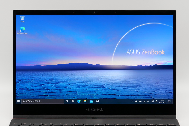 4K表示に対応する13.3型有機ELディスプレイを搭載。この価格帯で4K有機ELディスプレイ搭載は嬉しい