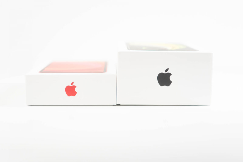 付属品が減ったことで厚みも薄くなっている