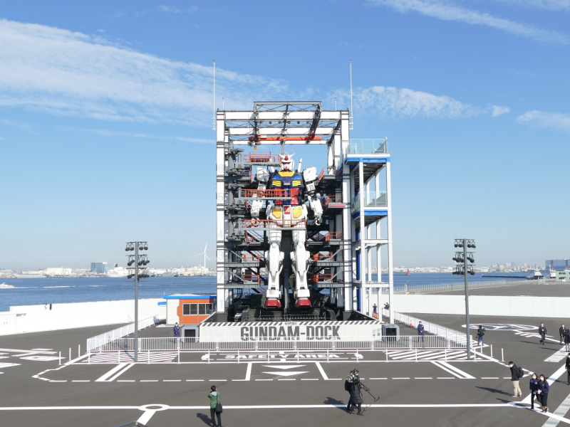 施設全景<br><span class="fnt-75">(C)創通・サンライズ</span>