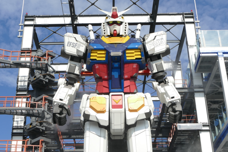 動く実物大ガンダム<br><span class="fnt-75">(C)創通・サンライズ</span>