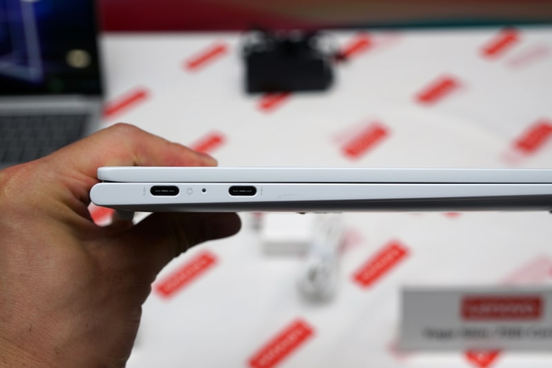 インターフェイスはThunderbolt 4とUSB 3.1 Type-Cのみ