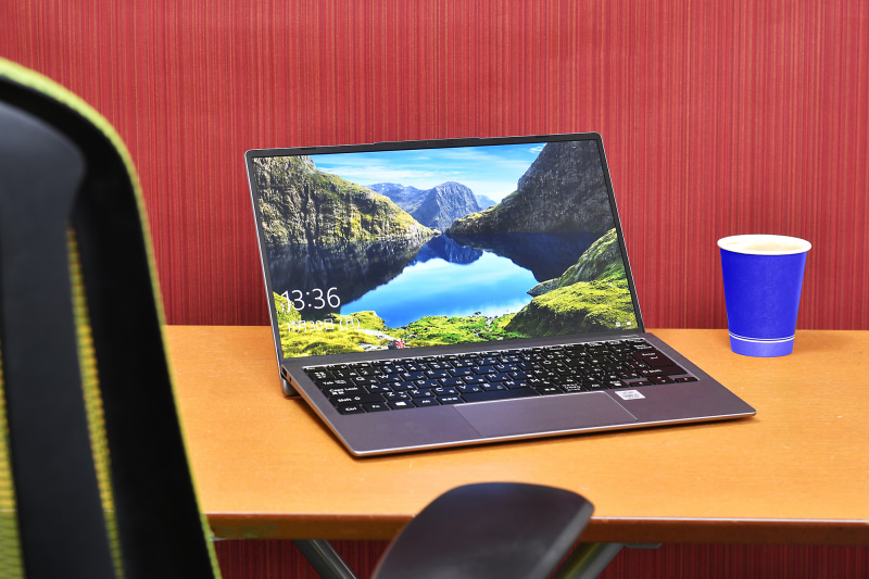 <a href="https://www.dospara.co.jp/5shopping/detail_prime.php?tg=3&tc=276&mc=9747&sn=3406&utm_source=impress_2012_01&utm_medium=referral&utm_campaign=dg_camp&_bdadid=JPGTE5.0000dctv7%20" class="n" target="_blank">サードウェーブが販売するノートパソコン「F-14IC」</a>は、使いやすさとコスパという簡単そうで難しい要素の両立を実現