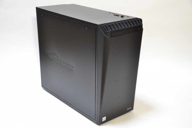 無駄なくシンプルなところが本機の特徴だ