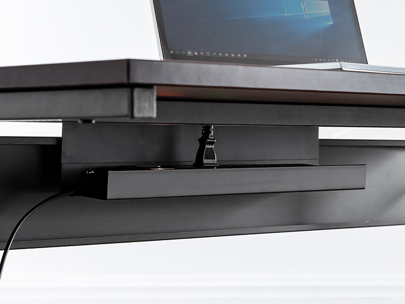 ケーブルタップ受け