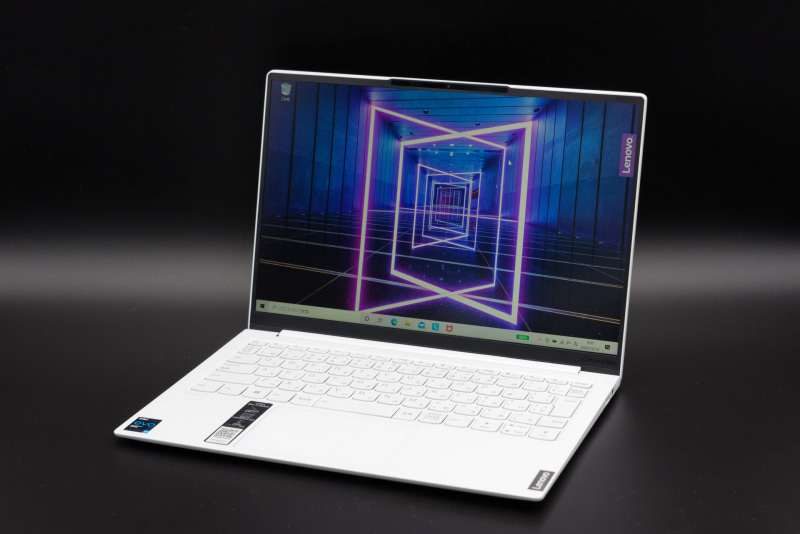 Yoga Slim 750i Carbon