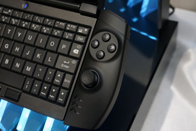 コントローラのボタンとスティック