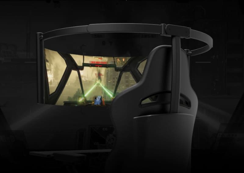 目の前に広がる60型曲面OLEDディスプレイ