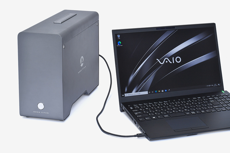 eGPUエンクロージャーの「AKiTiO Node Titan」