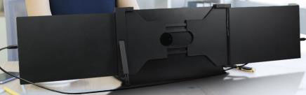 装着画面サイズを調整するためのスライド機構