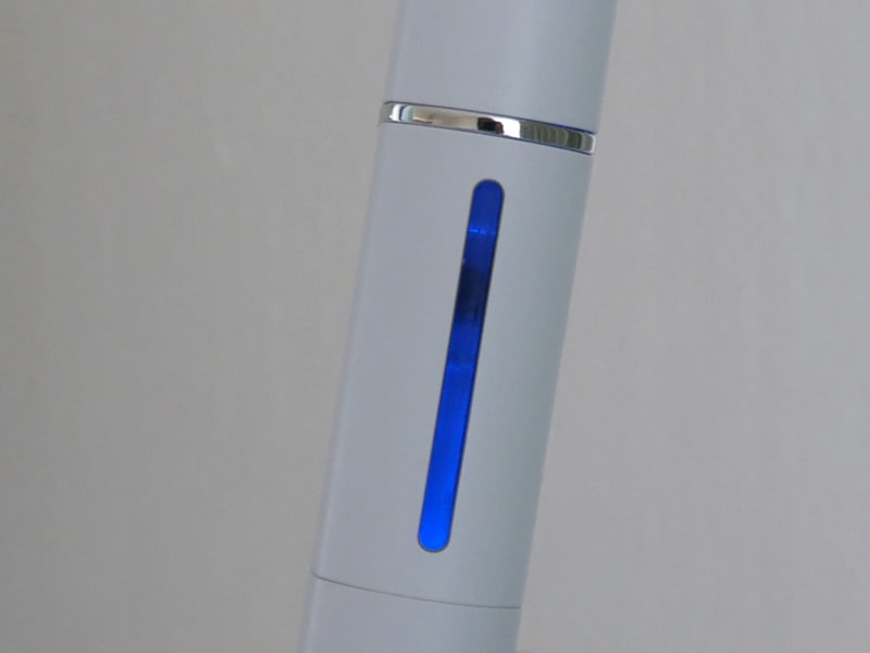 電解を開始すると表示ランプが青く光る