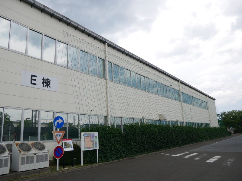 デスクトップPCの生産を行なっている富士通アイソテックE棟