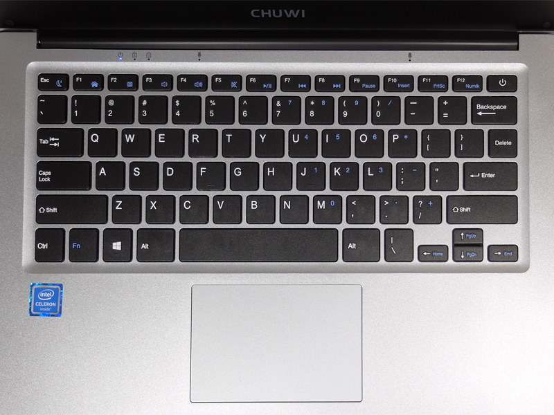 キーボードは英語配列