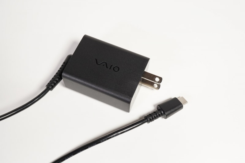 USB PDに対応する付属充電器