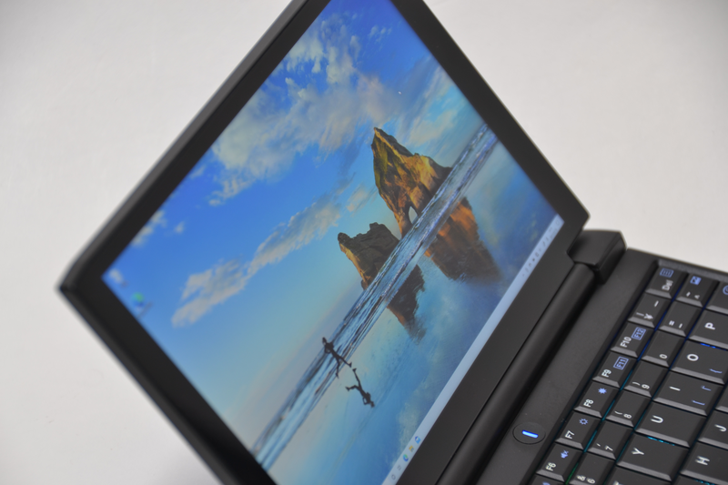 小さいながら視野角も広い