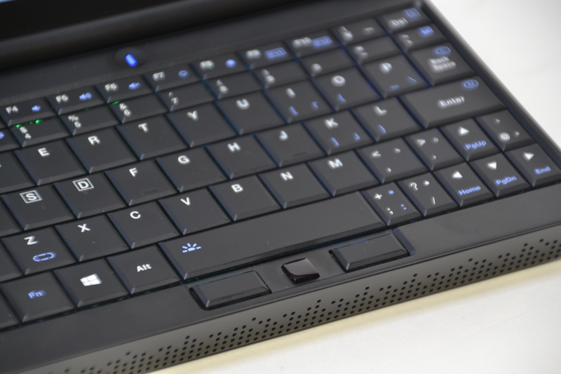 光学式のポインティングデバイスはタッチパッドと同じ要領で使える