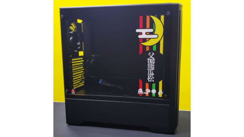 プレゼントされるサイドパネル