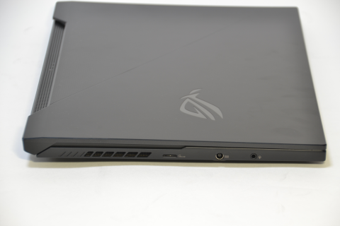 Hothotレビュー】サブ画面は一石三鳥! 4K120Hz＋4K1K液晶搭載