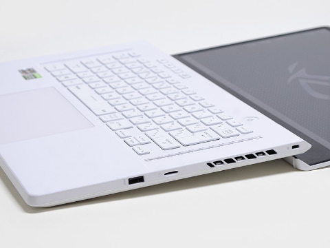 Hothotレビュー】Ryzen 9&RTX 3080搭載の高性能ゲーミングノート「ROG