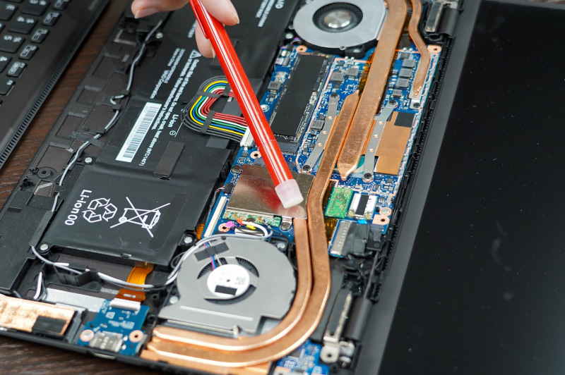 ペン先が示しているのが5Gモデム