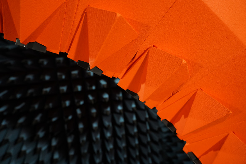 VAIO ZがテストされたVAIOの電波暗室。元々はWi-Fiや4G/LTEなど用だったが、5G用にアップグレードされている