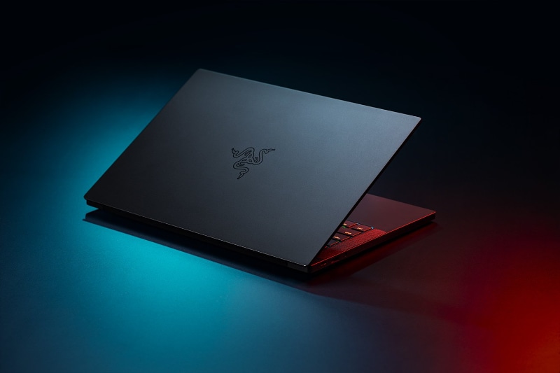 <a href="https://www2.razer.com/jp-jp/gaming-systems/razer-blade-stealth" class="n" target="_blank">製品ページのURL</a><br>価格: 21万7,091円~●CPU: Core i7-1165G7●GPU: GeForce GTX 1650 Ti with Max-Q●ディスプレイ: 13.3型1,920×1,080ドット(120Hz駆動)液晶/フルHD有機EL●サイズ: 304.6×210×15.3mm●重量: 1.41kg/1.48kg●バッテリ容量: 53.1Wh●メモリ: 16GB●ストレージ: 512GB PCIe SSD●OS: Windows 10 Home●インターフェイス: Thunderbolt 4×2、USB 3.0×2、Wi-Fi 6、Bluetooth 5.1、720p Webカメラ(顔認証対応)、音声入出力など
