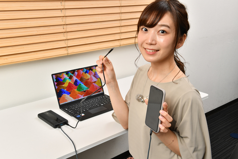 直近のノートではUSB-PD充電に対応したものが増えているので、スマホもPCも1つのモバイルバッテリで充電できる