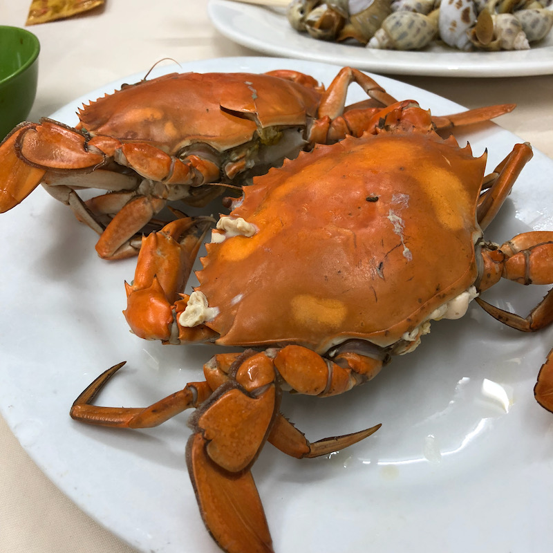 深セン湾エリアで食べた「安い黄油蟹」中身は黄色い蟹味噌が入っている